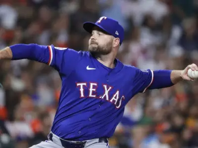 Red Sox reportedly interested in left-handed relief pitcher Danny Coulombe