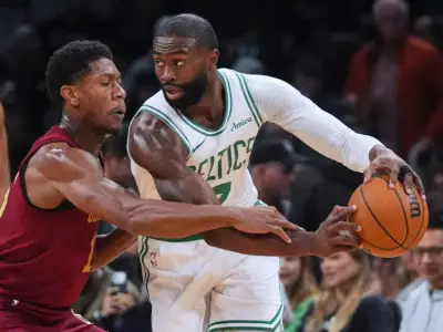 Jaylen Brown’s big night leads Celtics to statement win over Cavaliers: Takeaways